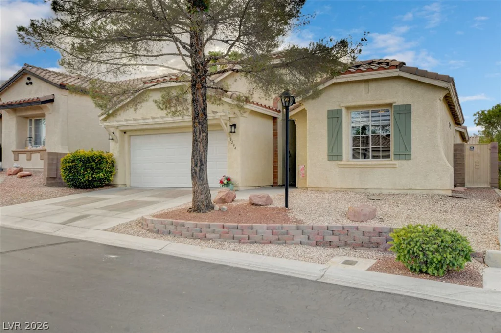 8284 Aurora Peak, Las Vegas, NV 89131