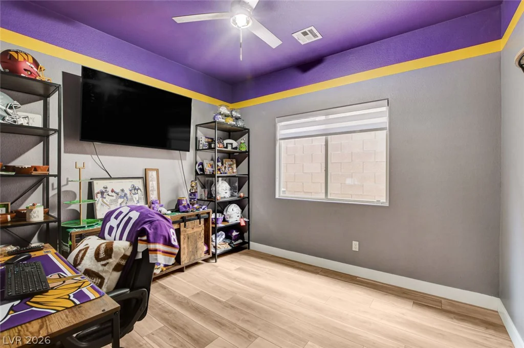 8284 Aurora Peak, Las Vegas, NV 89131