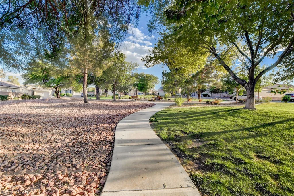 8284 Aurora Peak, Las Vegas, NV 89131