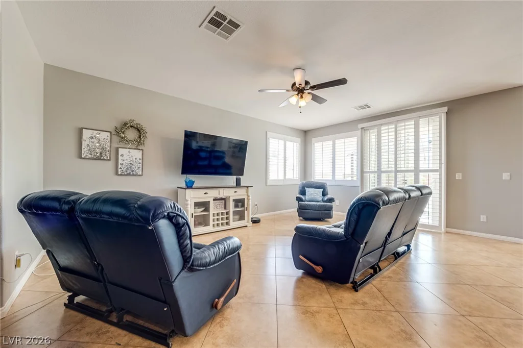 643 Coral View, Las Vegas, NV 89110