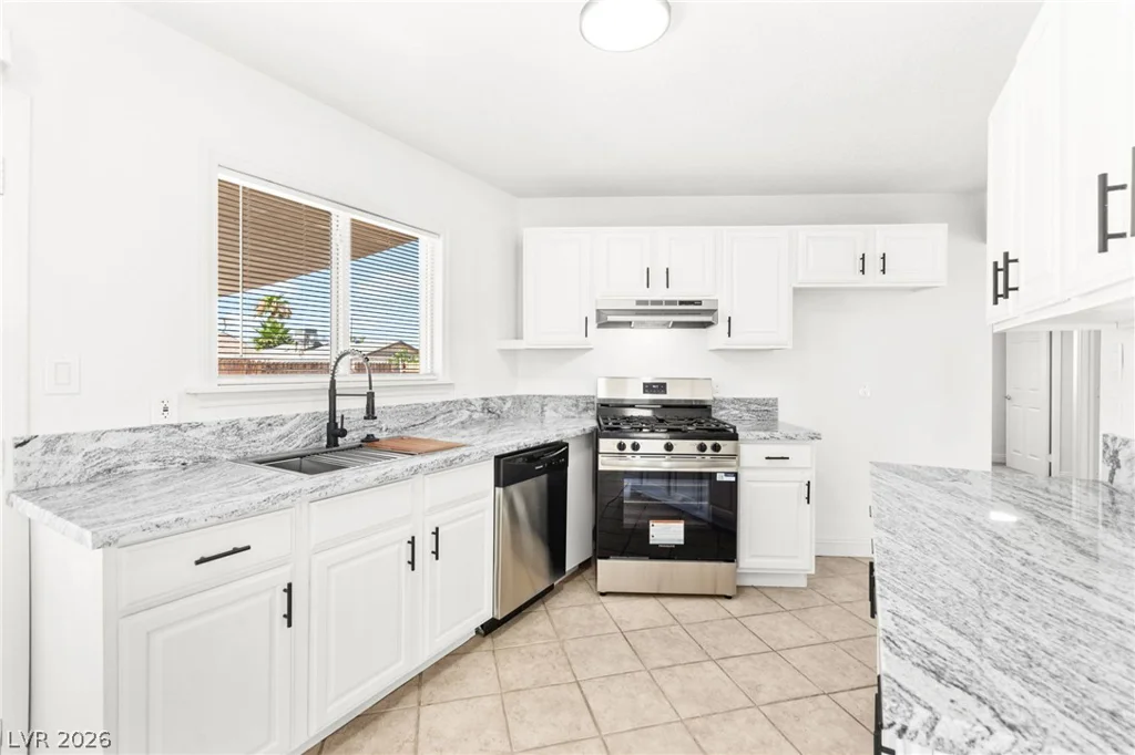 5193 Orinda, Las Vegas, NV 89120