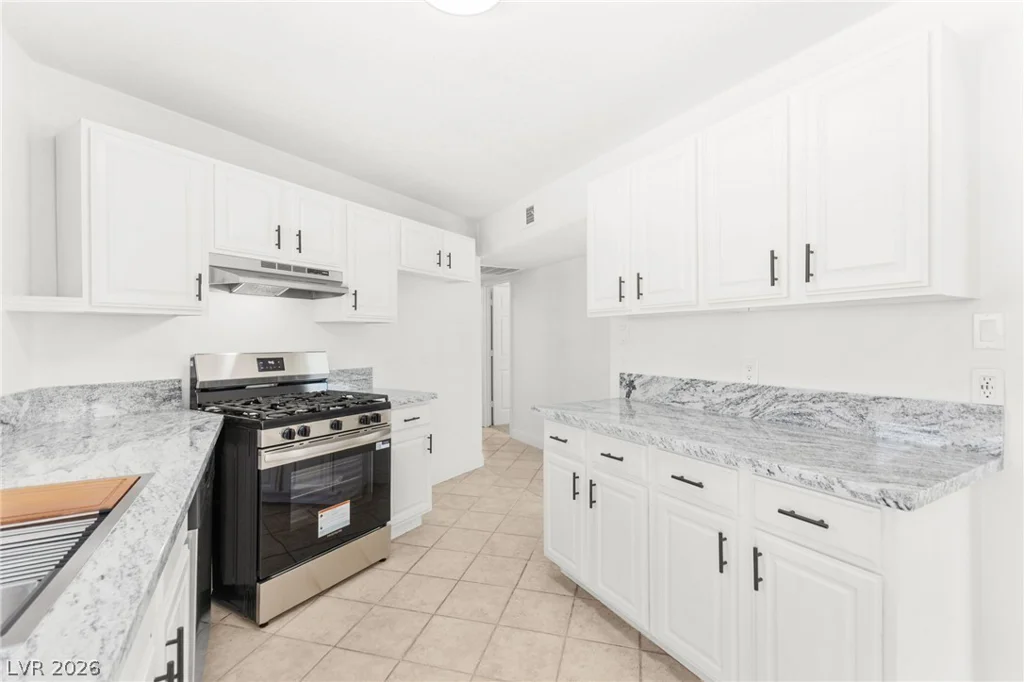 5193 Orinda, Las Vegas, NV 89120