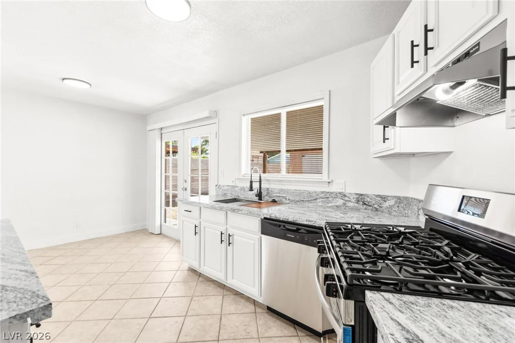 5193 Orinda, Las Vegas, NV 89120