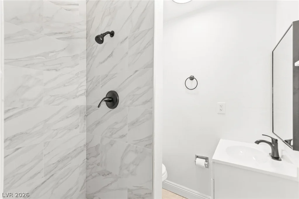 5193 Orinda, Las Vegas, NV 89120