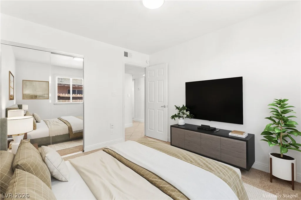 5193 Orinda, Las Vegas, NV 89120