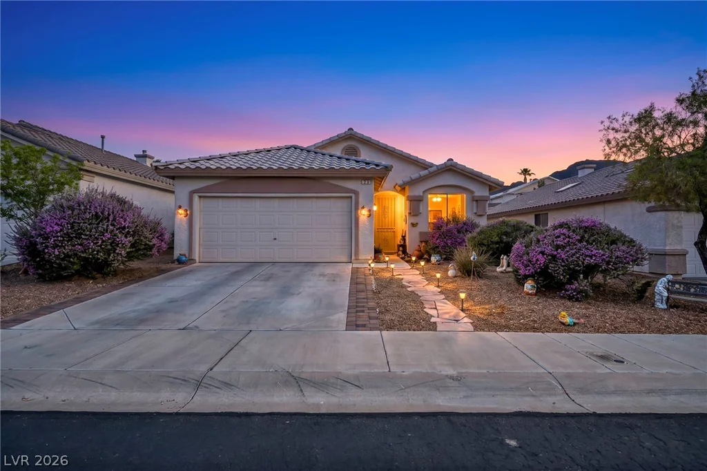 49 Blaven, Henderson, NV 89002