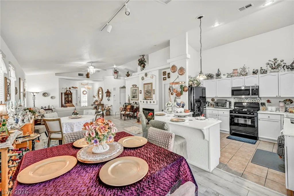49 Blaven, Henderson, NV 89002