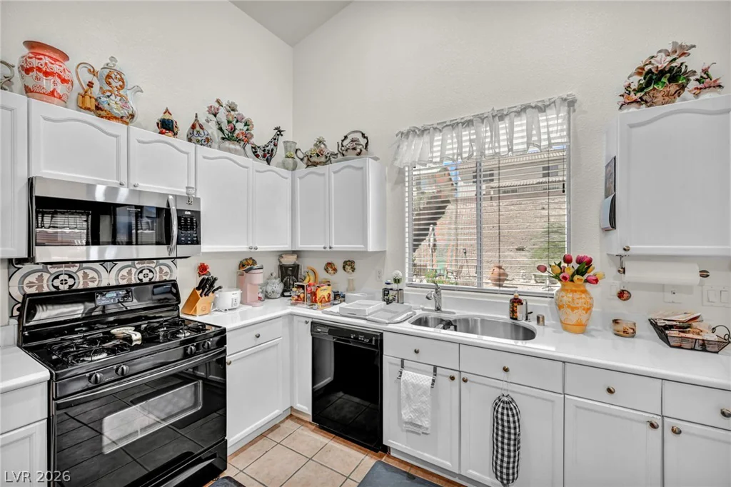 49 Blaven, Henderson, NV 89002