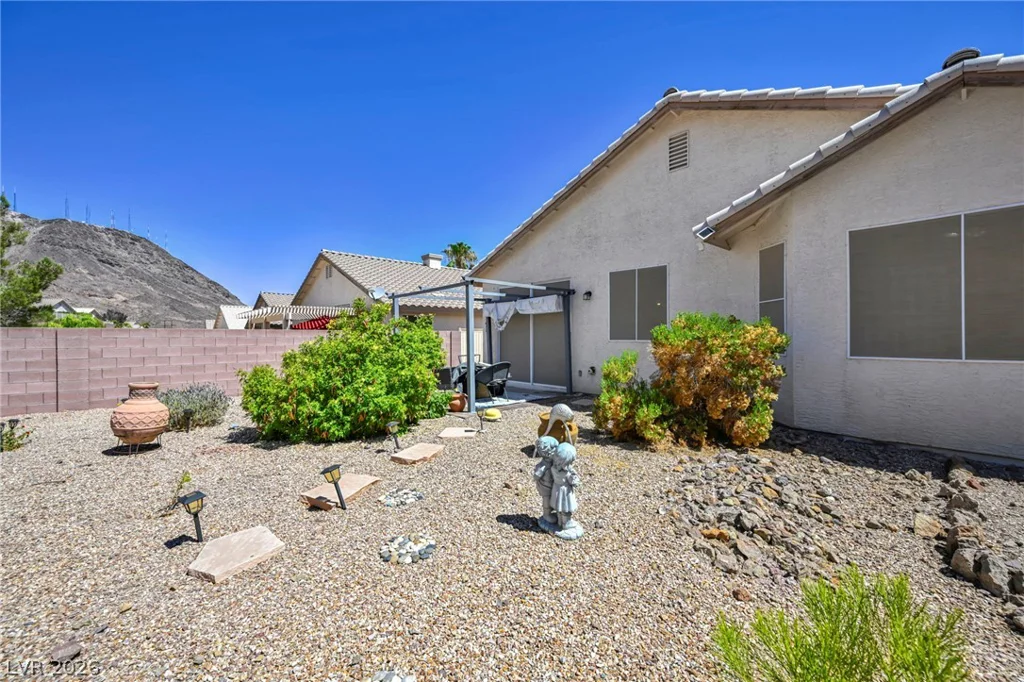 49 Blaven, Henderson, NV 89002