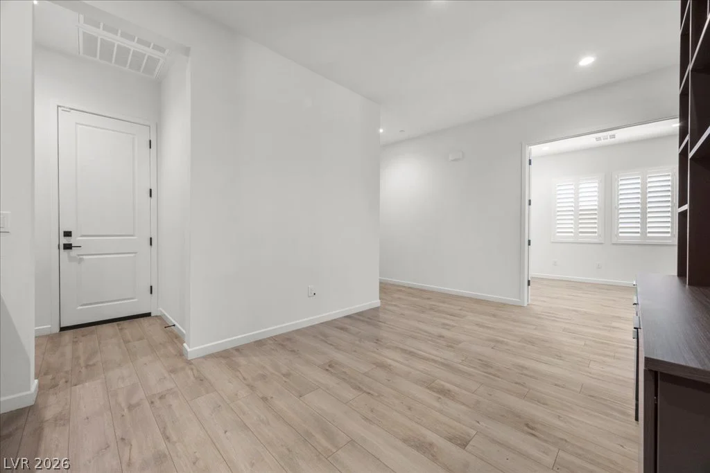 8971 Coastal Oaks, Las Vegas, NV 89166