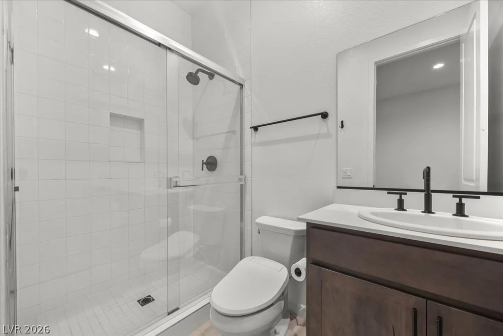 8971 Coastal Oaks, Las Vegas, NV 89166