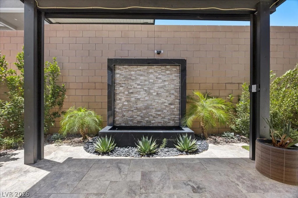 8971 Coastal Oaks, Las Vegas, NV 89166