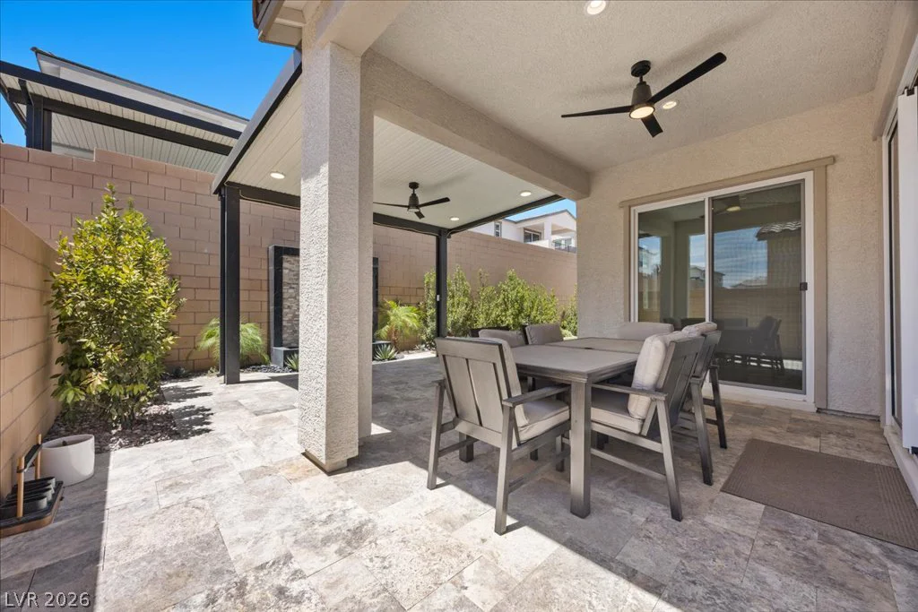 8971 Coastal Oaks, Las Vegas, NV 89166