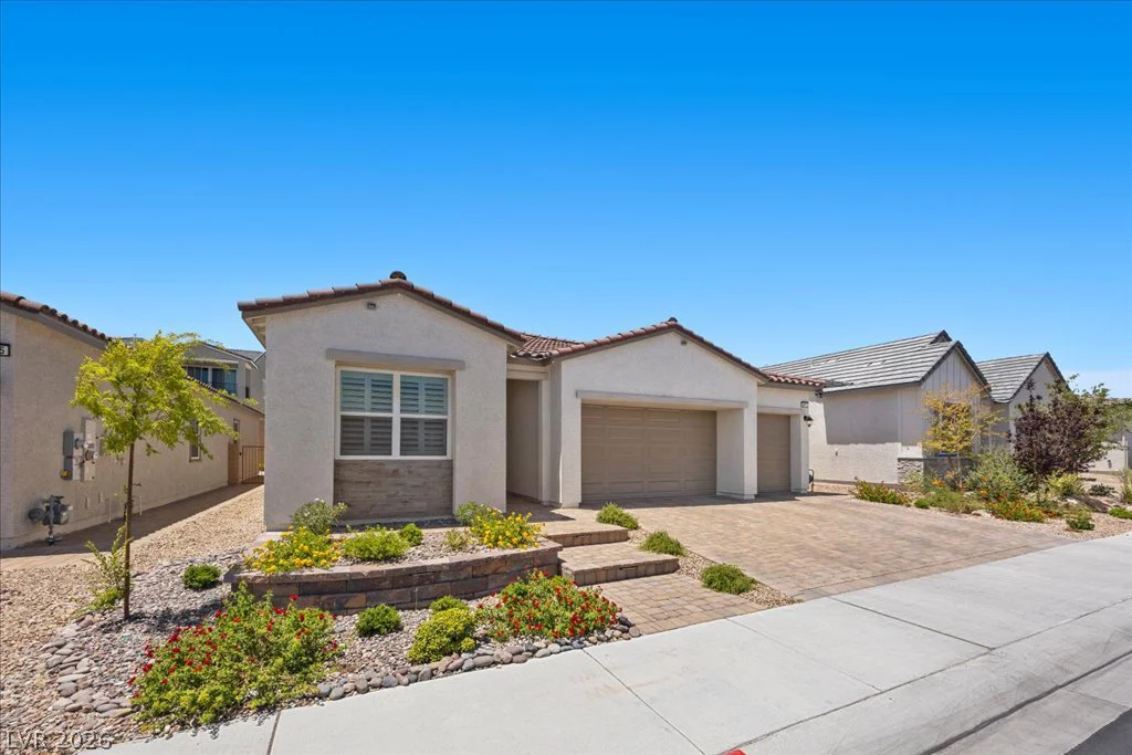 8971 Coastal Oaks, Las Vegas, NV 89166