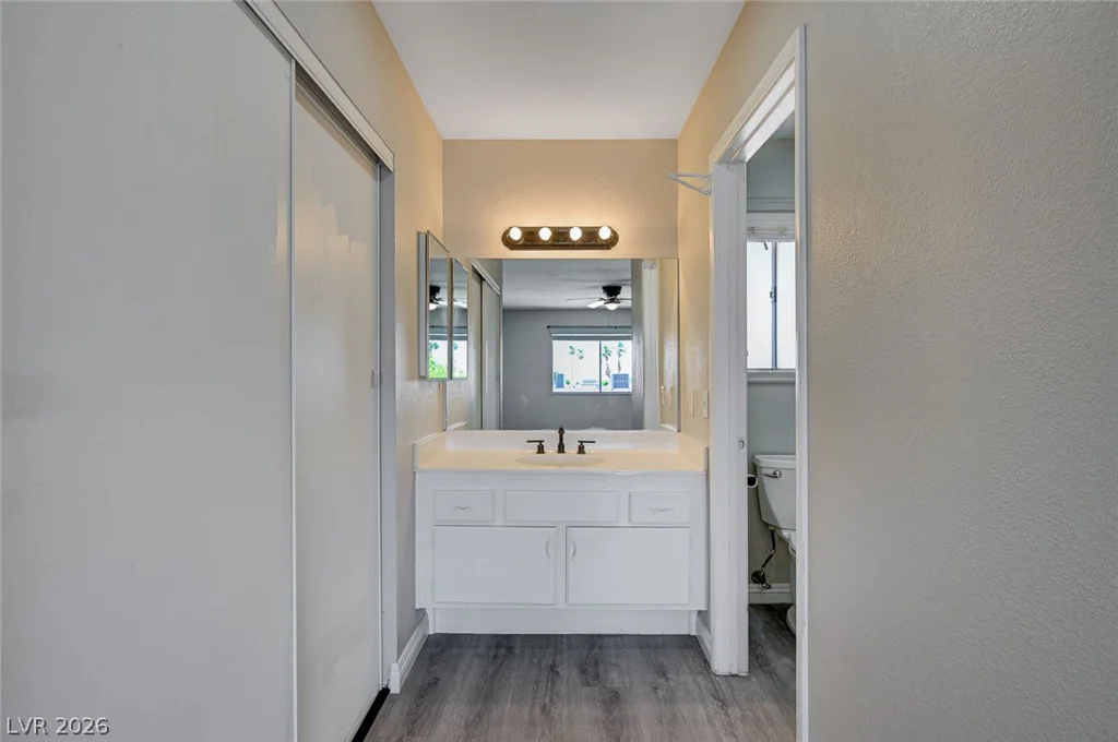 405 Davenport, Las Vegas, NV 89107