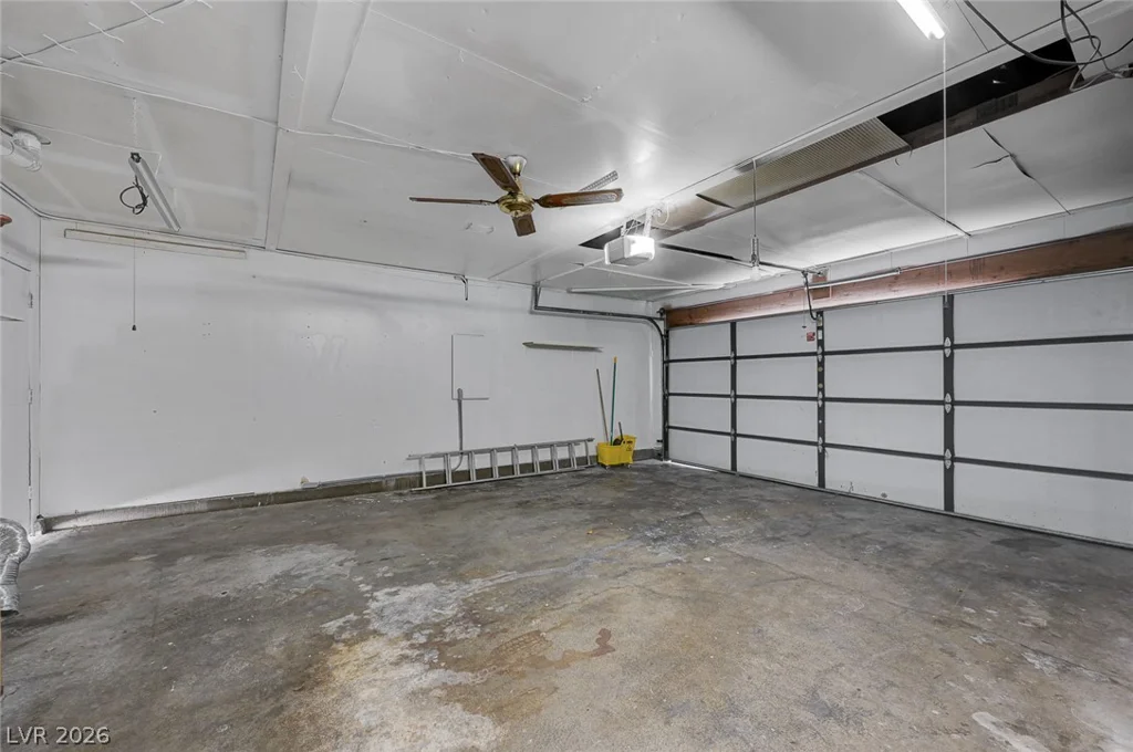 405 Davenport, Las Vegas, NV 89107