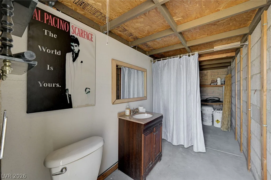405 Davenport, Las Vegas, NV 89107