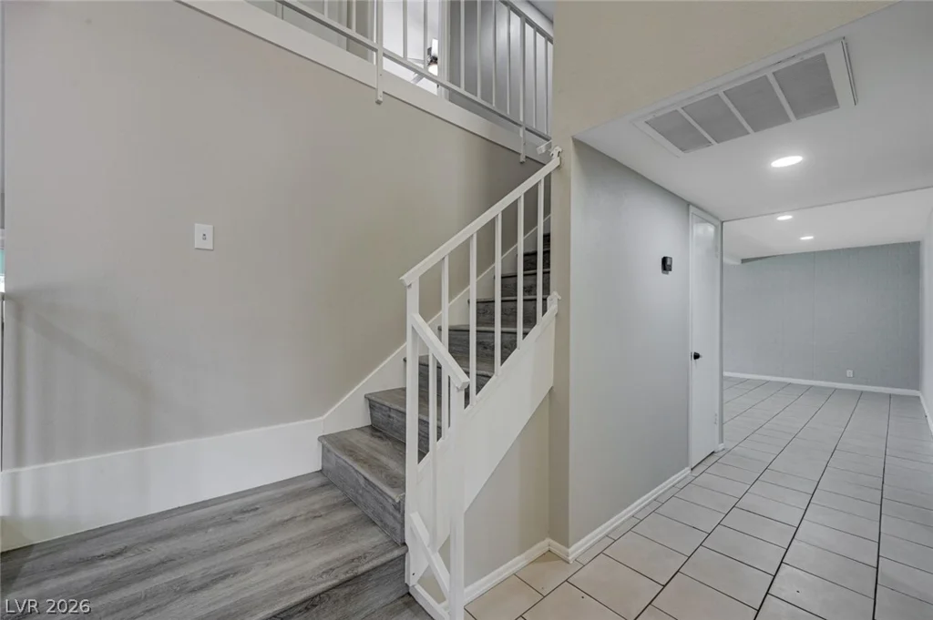 405 Davenport, Las Vegas, NV 89107