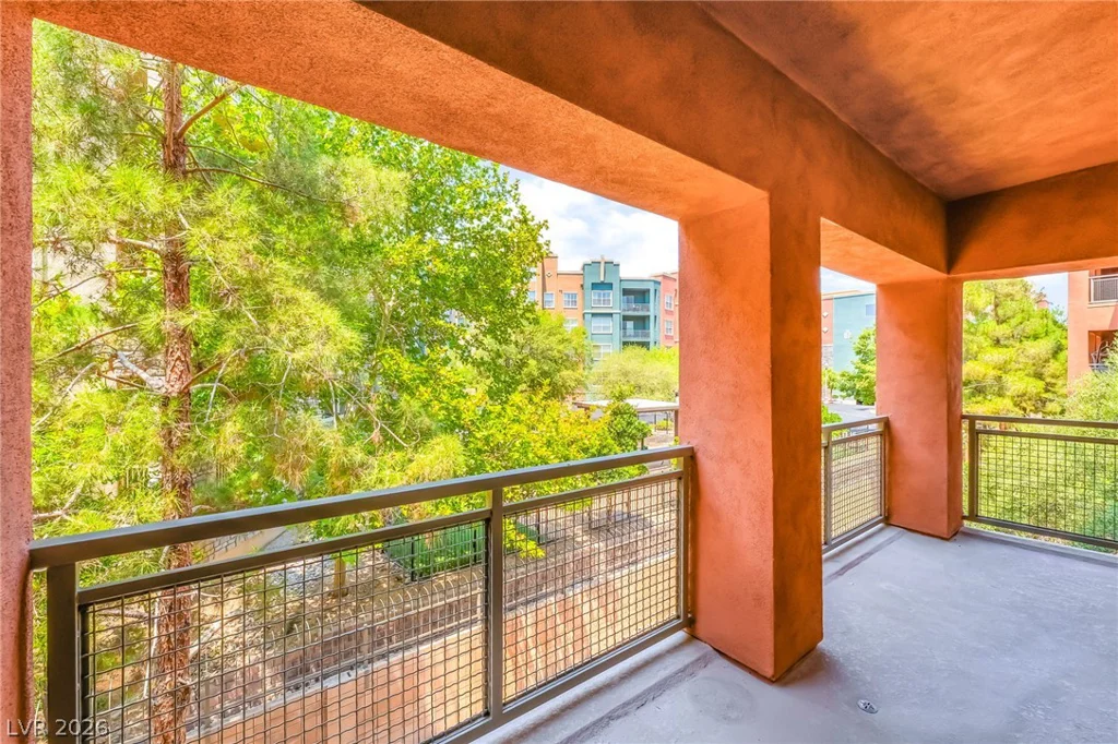 59 Agate, Las Vegas, NV 89123