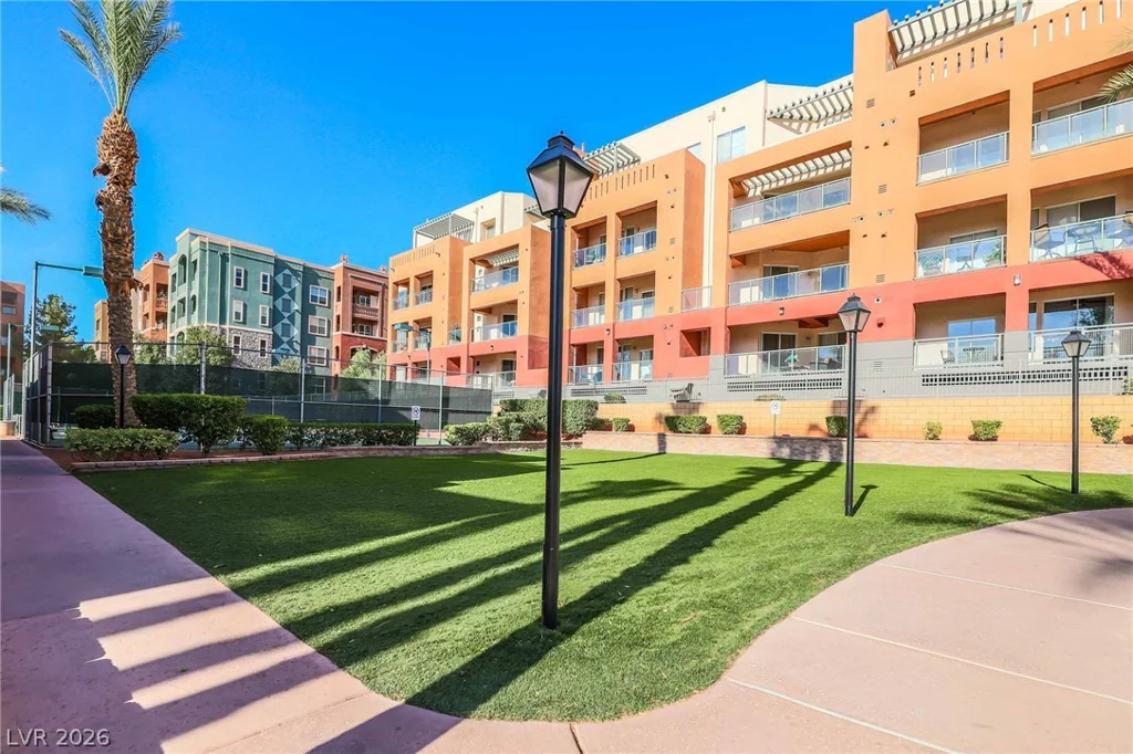59 Agate, Las Vegas, NV 89123
