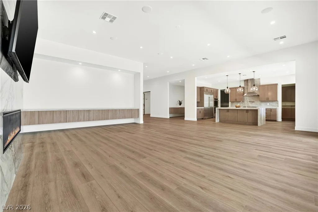4360 Conough, Las Vegas, NV 89129