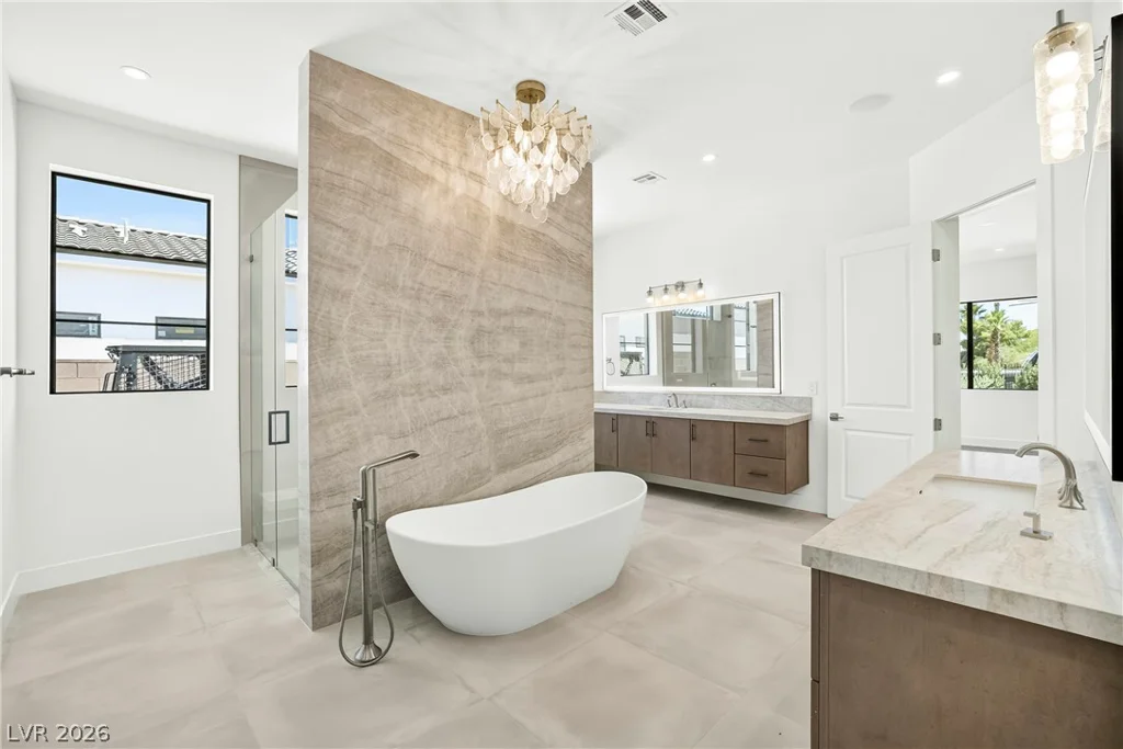 4360 Conough, Las Vegas, NV 89129