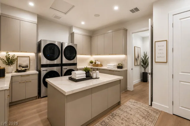 4360 Conough, Las Vegas, NV 89129
