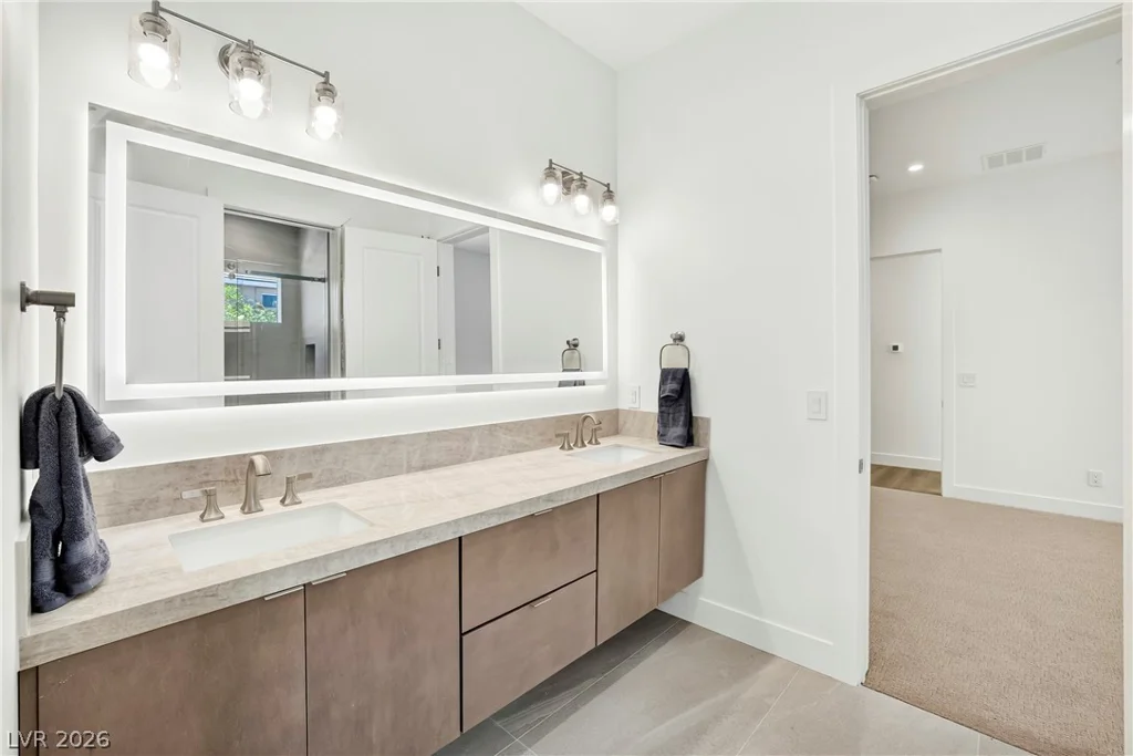 4360 Conough, Las Vegas, NV 89129