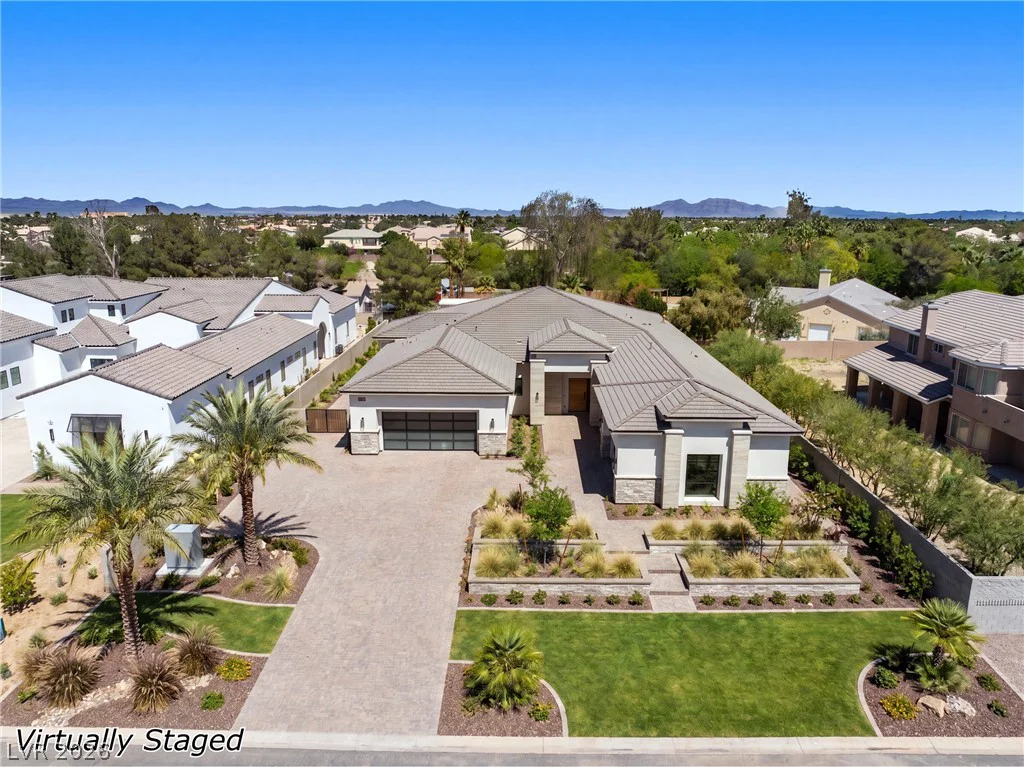 4360 Conough, Las Vegas, NV 89129