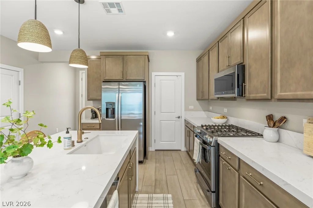 10449 Smokey Mariposa, Las Vegas, NV 89166