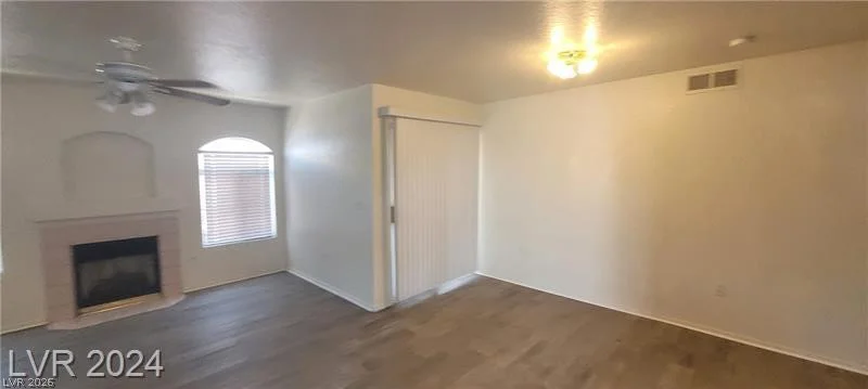 4555 SAHARA, Las Vegas, NV 89104