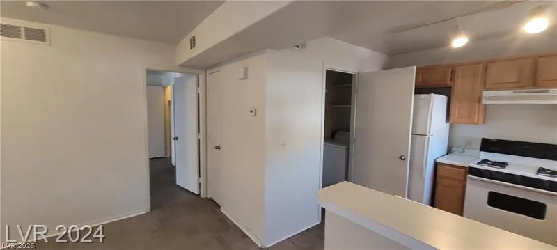 4555 SAHARA, Las Vegas, NV 89104