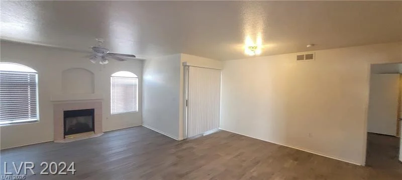 4555 SAHARA, Las Vegas, NV 89104