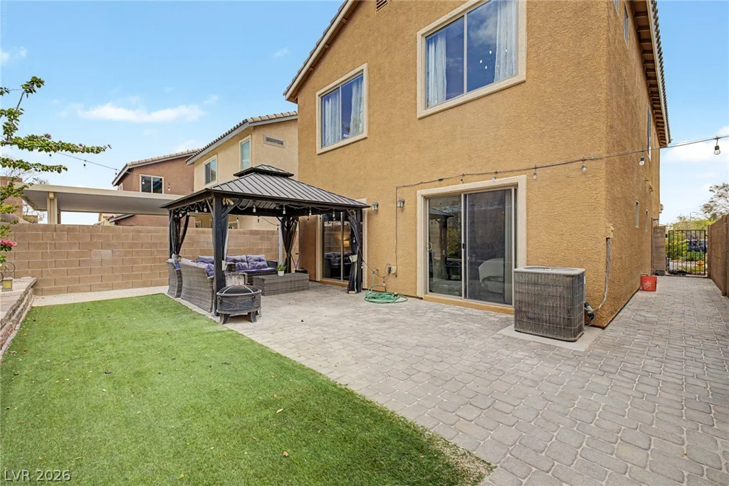 10756 Little Horse Creek, Las Vegas, NV 89129