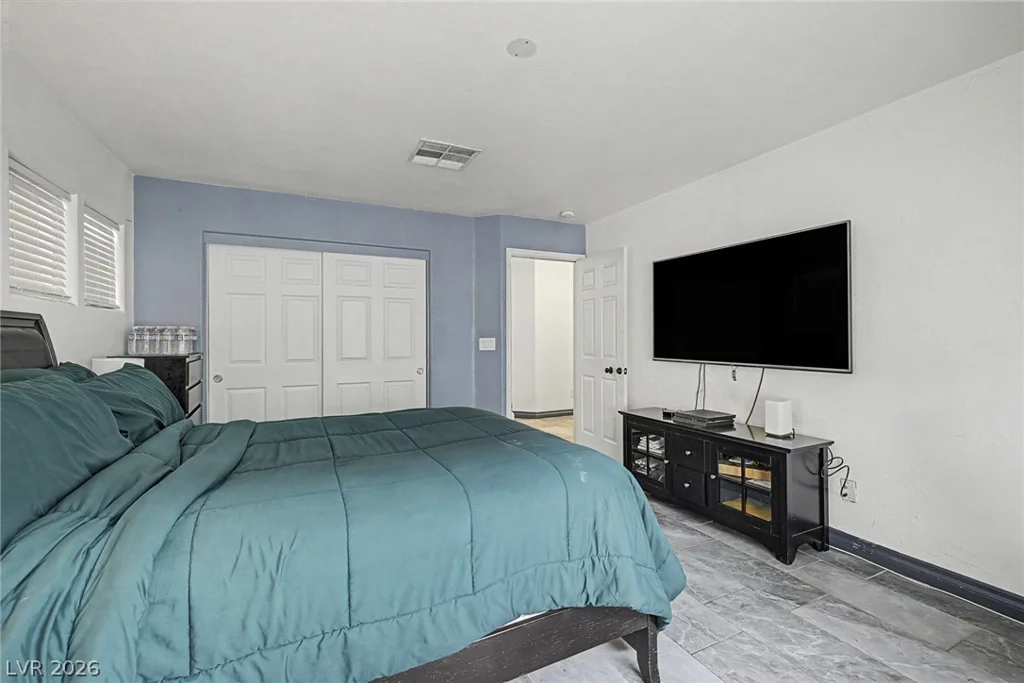 10756 Little Horse Creek, Las Vegas, NV 89129