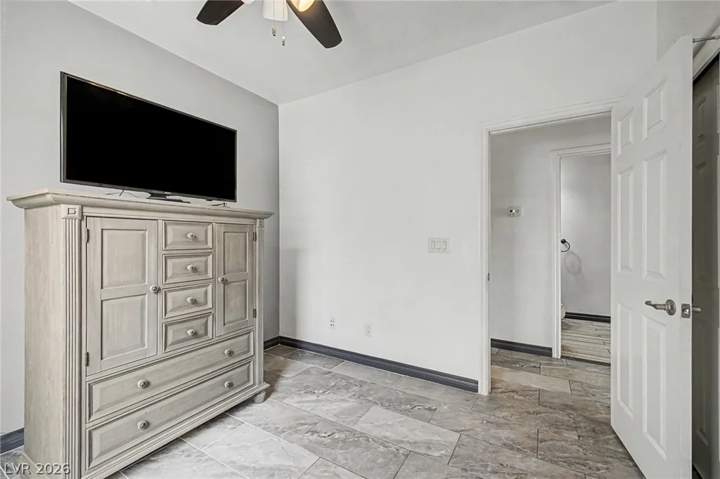 10756 Little Horse Creek, Las Vegas, NV 89129