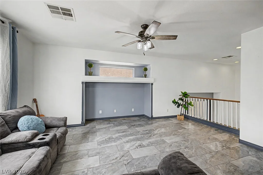 10756 Little Horse Creek, Las Vegas, NV 89129