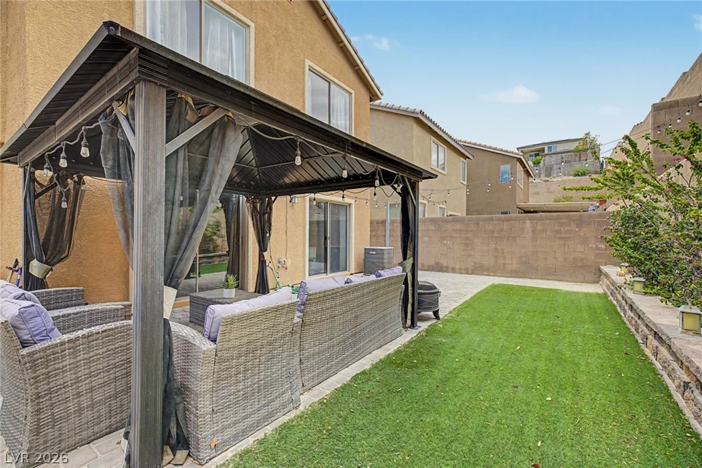 10756 Little Horse Creek, Las Vegas, NV 89129
