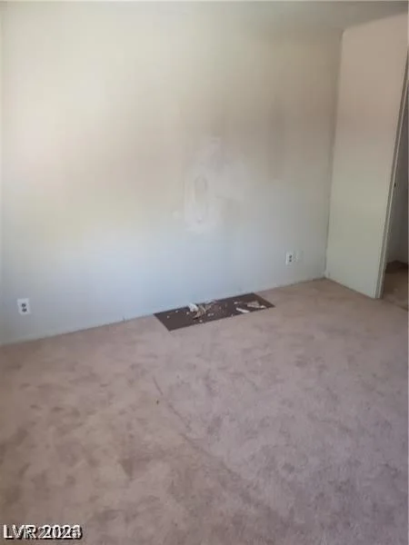 5545 Everglade, Las Vegas, NV 89142