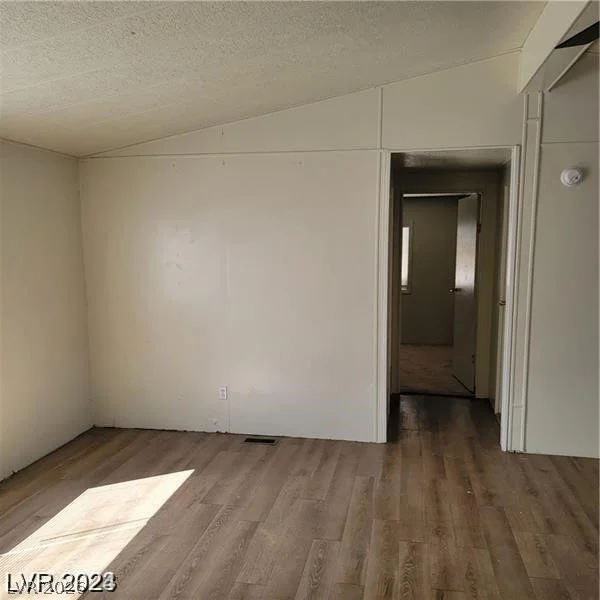 5545 Everglade, Las Vegas, NV 89142