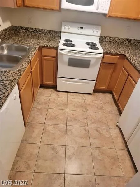 7730 Secret Shore, Las Vegas, NV 89128