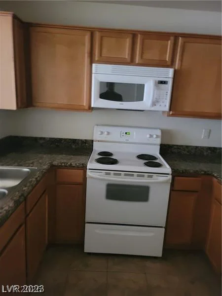7730 Secret Shore, Las Vegas, NV 89128