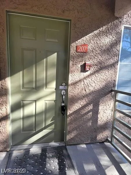 7730 Secret Shore, Las Vegas, NV 89128