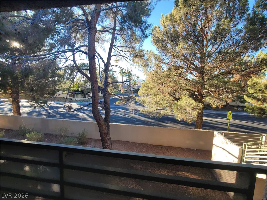 7730 Secret Shore, Las Vegas, NV 89128