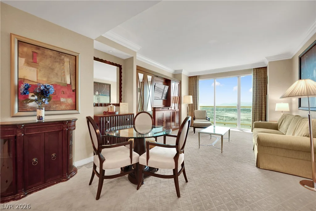 135 Harmon, Las Vegas, NV 89109