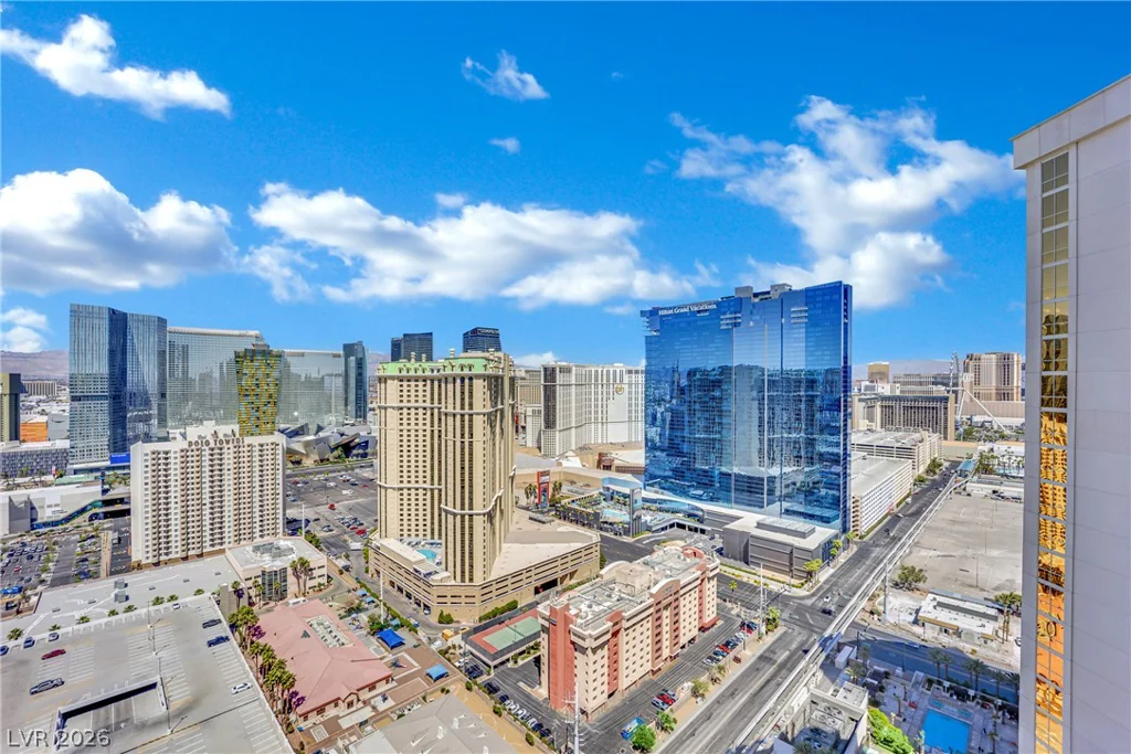 135 Harmon, Las Vegas, NV 89109