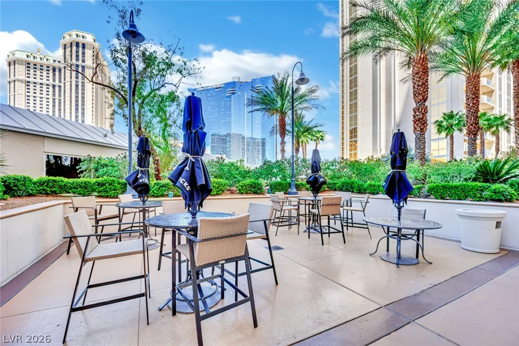 135 Harmon, Las Vegas, NV 89109