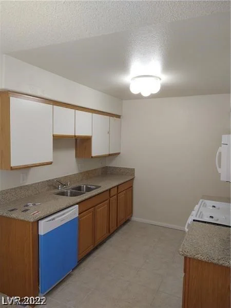 1608 Torrey Pines, Las Vegas, NV 89108