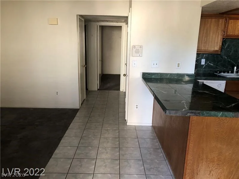 1105 SULPHUR SPRINGS, Las Vegas, NV 89128
