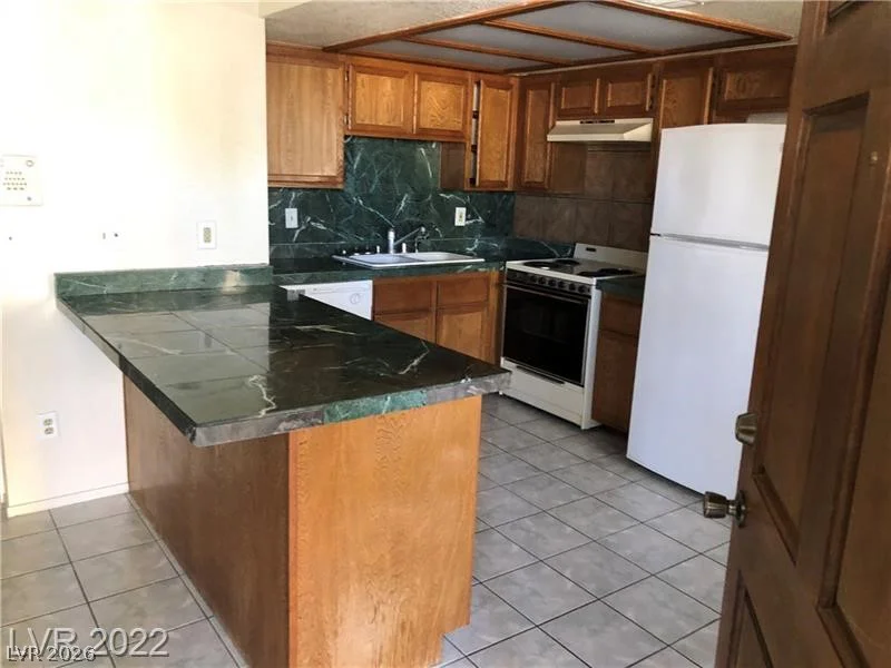 1105 SULPHUR SPRINGS, Las Vegas, NV 89128